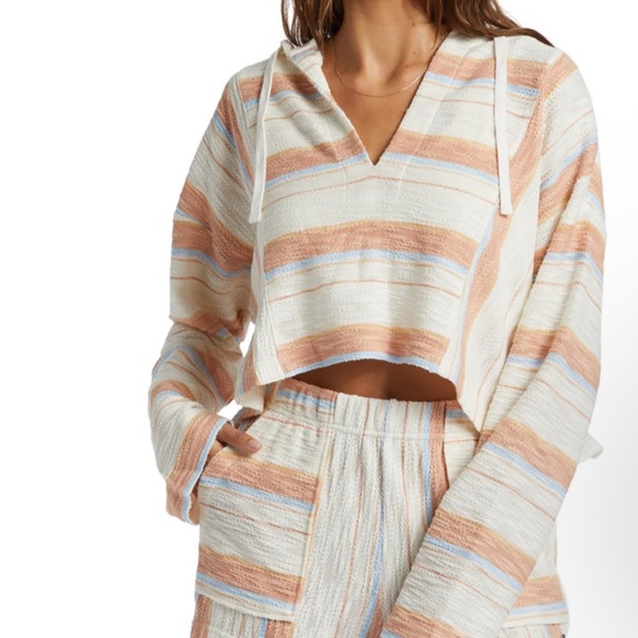 Roxy Cream and Tan Shrug Sweater with Relaxed Fit - Picture 2 of 8